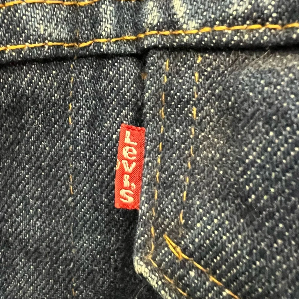Vintage 80’s Levi’s Trucker Jean Jacket Denim Blue Style 70506 Size 42